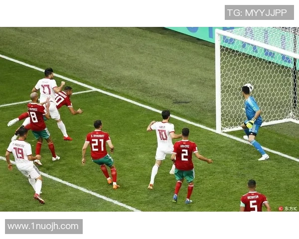 世界杯精彩对决巴黎圣日耳曼与利物浦战成平局乌龙球引发全场热议